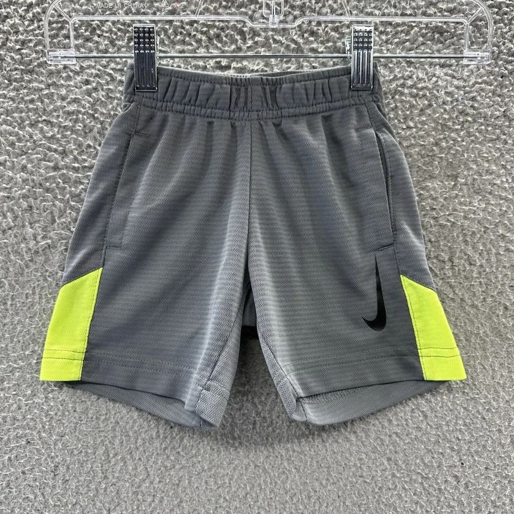 Nike Shorts Toddler Boys Size 2T Grey & Neon Green Basketball Shorts Size 2T